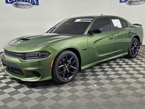 Used 2023 Dodge Charger R/T w/ Blacktop Package RWD image 38