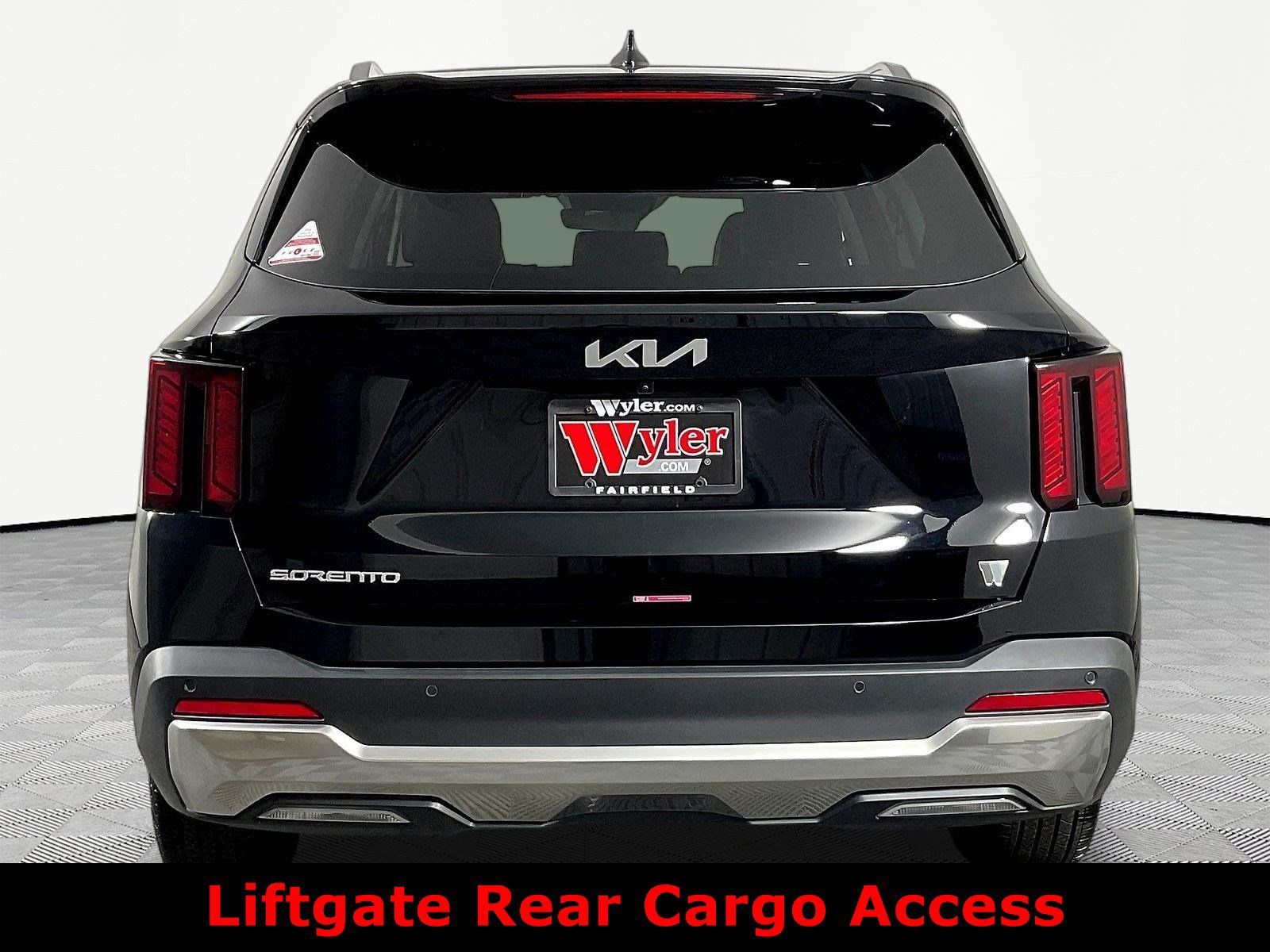 Certified 2026 Kia Sorento S w/ S Panoramic Sunroof Package FWD image 5