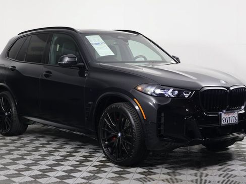 Used 2026 BMW X5 sDrive40i w/ M Sport Package RWD image 3