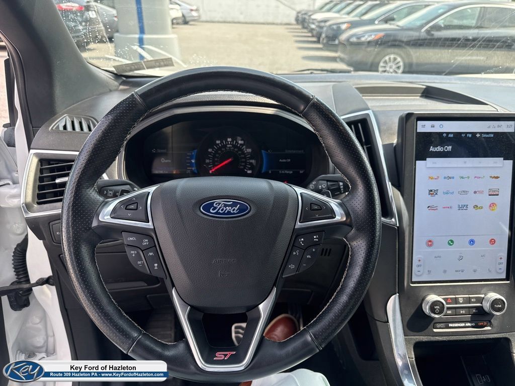 Used 2022 Ford Edge ST w/ Equipment Group 401A AWD/4WD image 19
