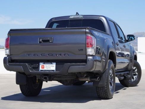 Certified 2021 Toyota Tacoma TRD Off-Road w/ Technology Package AWD/4WD image 6
