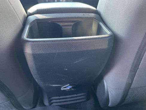 Used 2018 Toyota Tacoma TRD Off-Road image 24