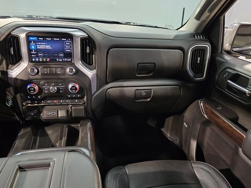 Used 2020 GMC Sierra 1500 SLT w/ SLT Premium Plus Package AWD/4WD image 11