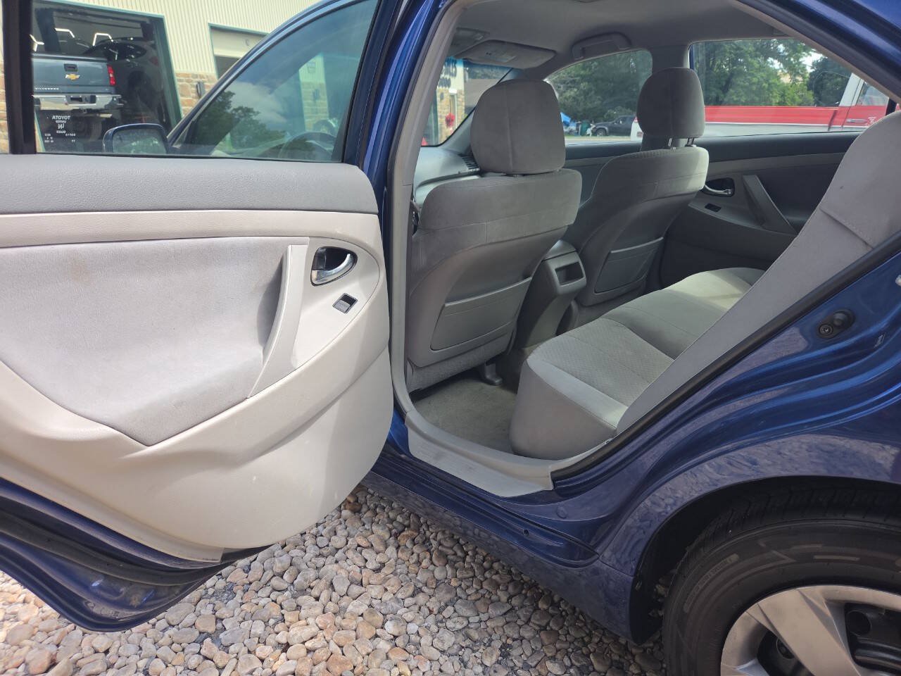 Used 2009 Toyota Camry LE FWD image 15