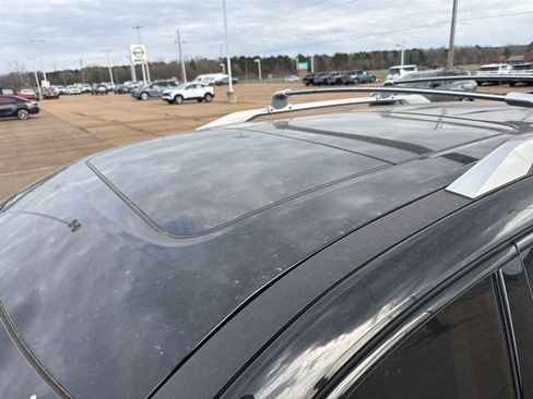 Certified 2024 Nissan Pathfinder Platinum image 7