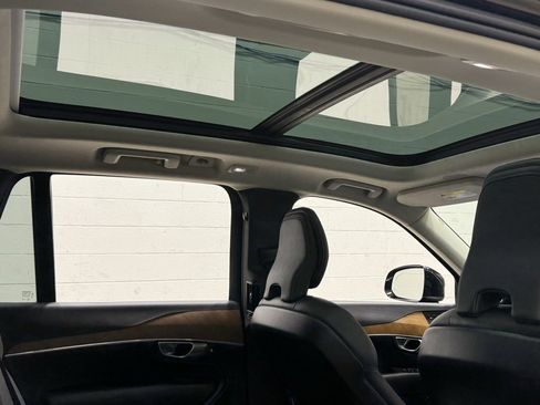 Used 2023 Volvo XC90 B6 Plus w/ Protection Package image 35