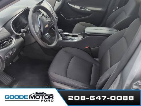 Used 2024 Chevrolet Malibu LT FWD image 5