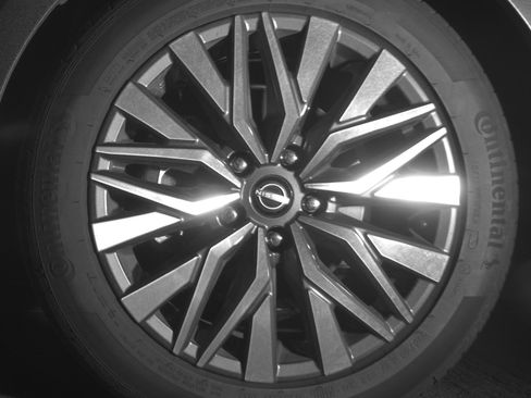 Used 2025 Nissan Altima 2.5 SV image 12