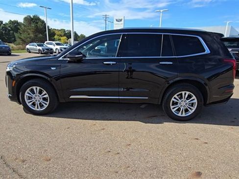 Certified 2024 Cadillac XT6 Luxury image 5