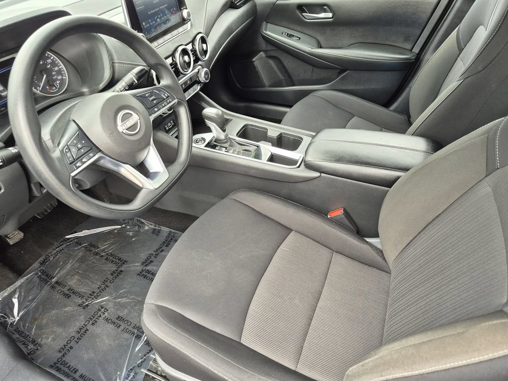 Used 2025 Nissan Sentra SV FWD image 21