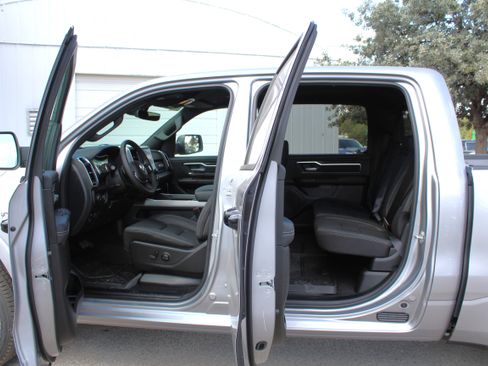 New 2026 RAM 1500 Lone Star w/ Night Edition image 10