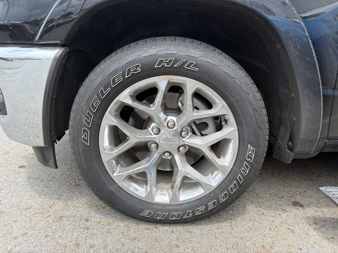 Used 2025 RAM 1500 Limited AWD/4WD image 6