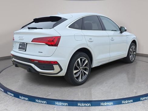 Used 2023 Audi Q5 2.0T Premium w/ Convenience Package image 6