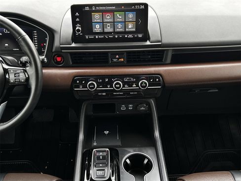 Used 2024 Honda Pilot Elite image 17