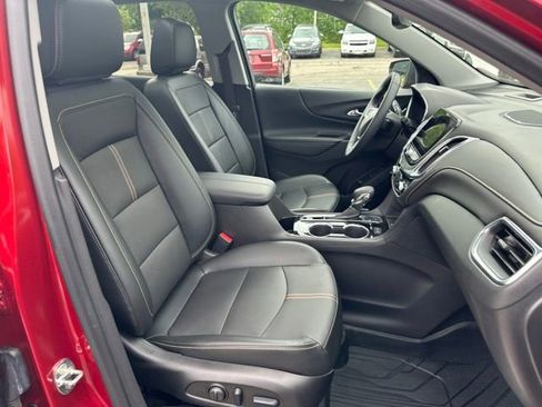 Used 2023 Chevrolet Equinox Premier AWD/4WD image 35