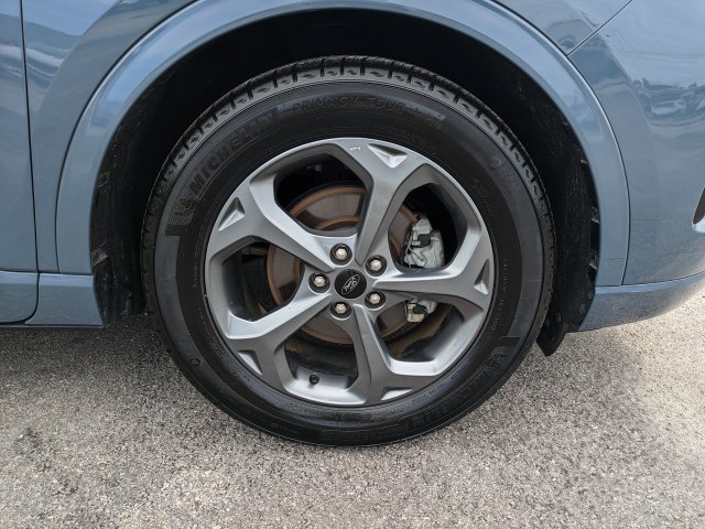 Used 2023 Ford Escape ST-Line w/ Tech Pack #1 FWD image 11
