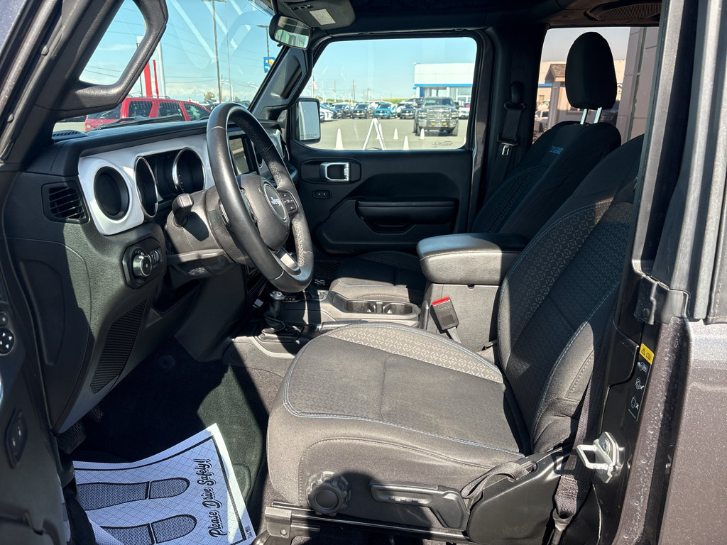 Used 2021 Jeep Wrangler Sport AWD/4WD image 8