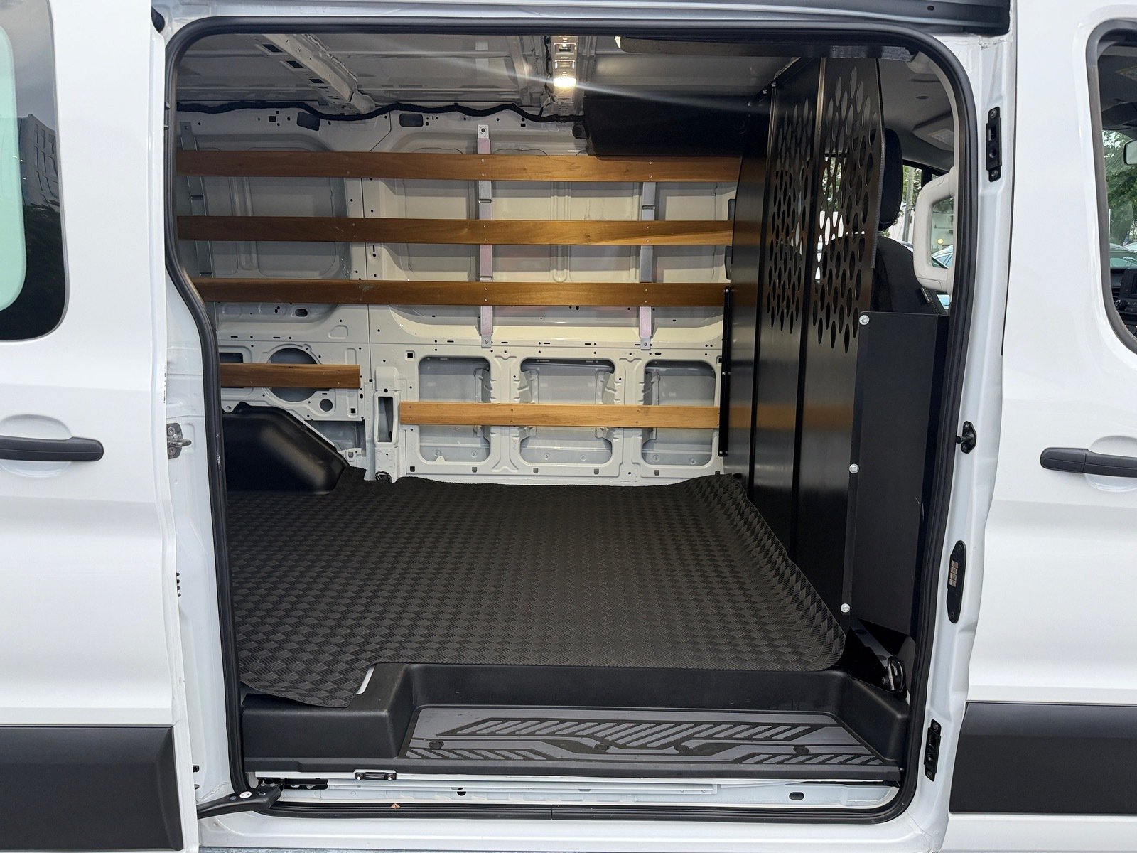 Used 2025 Ford Transit 250 Low Roof w/ Exterior Upgrade Package RWD image 13