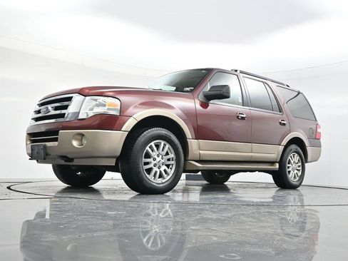 Used 2012 Ford Expedition XLT image 43