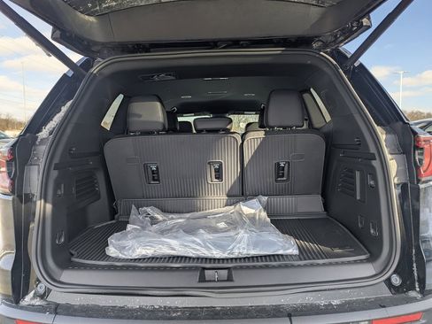 New 2026 GMC Acadia Elevation w/ Black Edition image 15