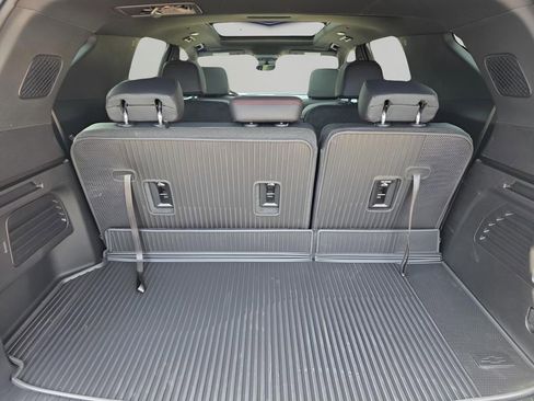 New 2026 Chevrolet Traverse Z71 w/ Enhanced Driving Package image 8