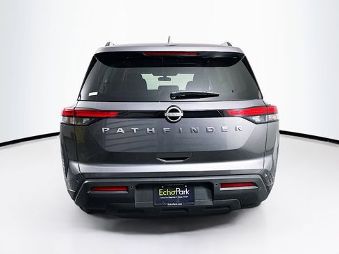 Used 2025 Nissan Pathfinder SV image 7
