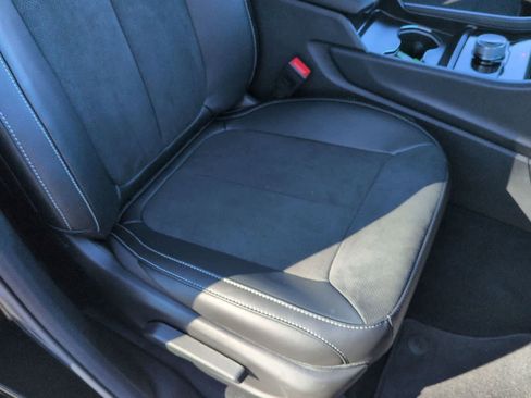 New 2025 Jeep Grand Cherokee L Altitude AWD/4WD image 11