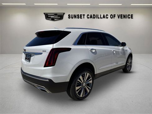 New 2025 Cadillac XT5 Premium Luxury image 3