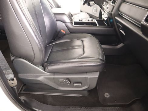 Used 2020 Ford Expedition Max Limited w/ Equipment Group 302A image 15