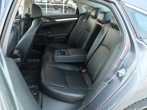 Used 2020 Honda Civic Touring image 25