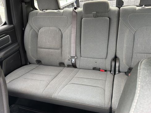 Used 2022 RAM 1500 Big Horn AWD/4WD image 18