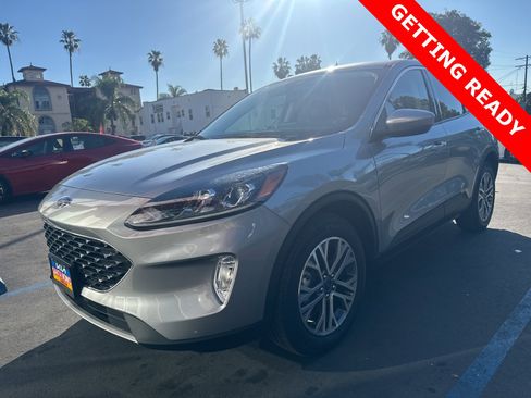 Used 2022 Ford Escape SEL image 2