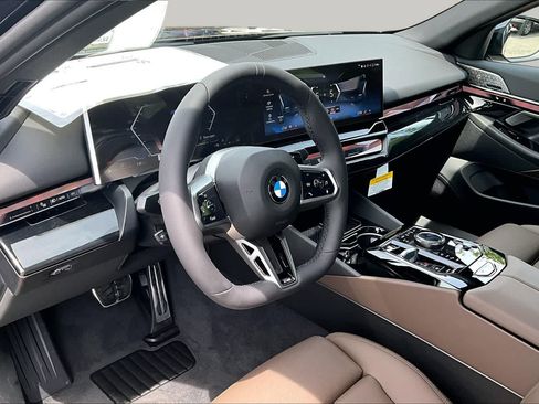 New 2026 BMW 530i w/ M Sport Package RWD image 9