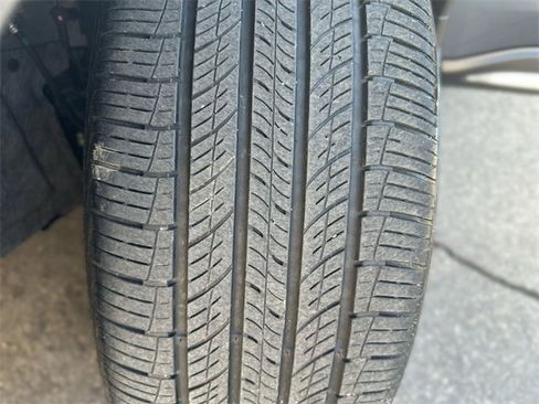 Used 2023 INFINITI QX60 Sensory w/ Vision Package image 11