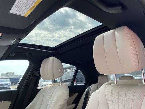 Used 2021 Mercedes-Benz E 350 Sedan image 16