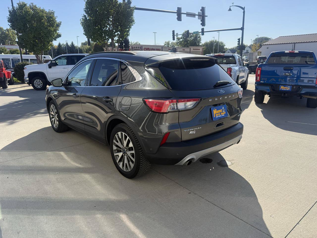 Used 2020 Ford Escape Titanium AWD/4WD image 6