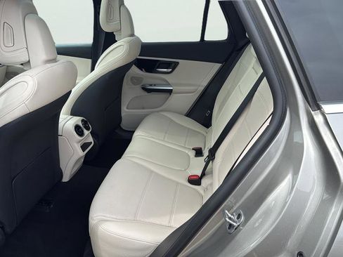 Certified 2023 Mercedes-Benz GLC 300 4MATIC image 20