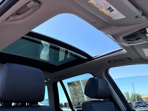 Used 2017 BMW X3 xDrive28i AWD/4WD image 14