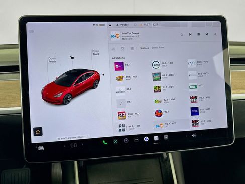 Used 2018 Tesla Model 3 Long Range image 25