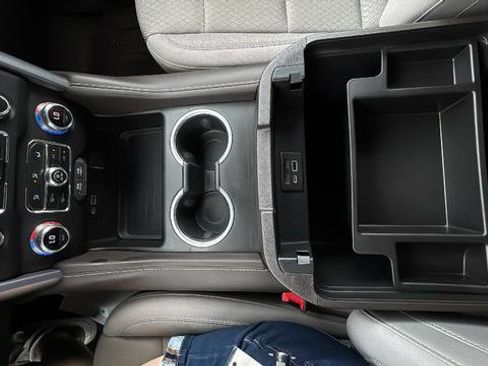 Used 2021 GMC Yukon XL SLE image 23