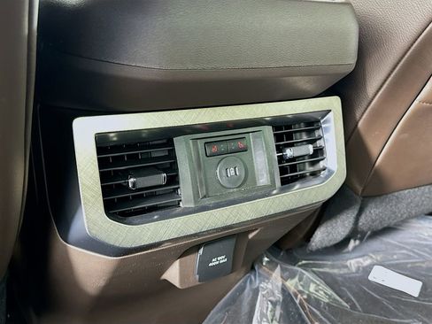 New 2025 Ford F250 King Ranch w/ Chrome Package image 27