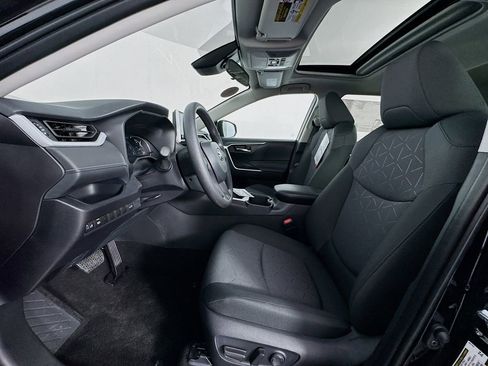 New 2025 Toyota RAV4 XLE image 14