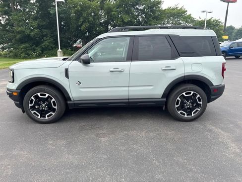 Used 2023 Ford Bronco Sport Outer Banks w/ Tech Package AWD/4WD image 4