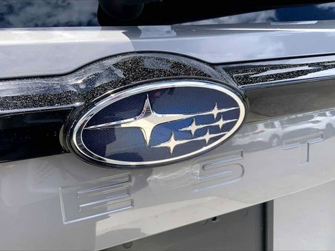 Certified 2025 Subaru Forester Limited AWD/4WD image 33