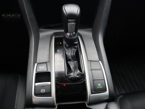 Used 2019 Honda Civic Sport image 17