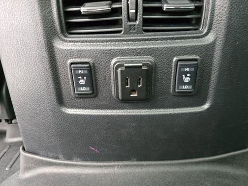 Used 2018 Nissan Titan Platinum Reserve w/ Platinum Utility Package image 34