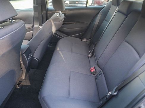 Used 2023 Toyota Corolla LE w/ Carpet Mat Package (TMS) FWD image 17