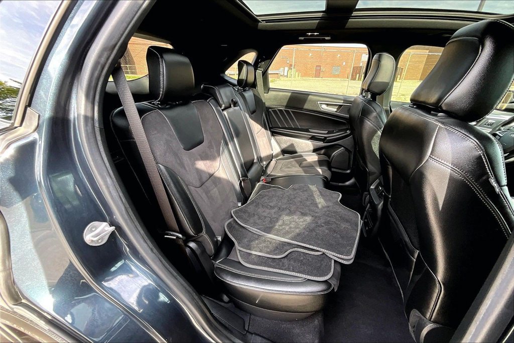 Certified 2023 Ford Edge ST w/ Equipment Group 401A AWD/4WD image 26