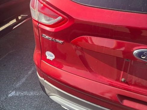 Used 2015 Ford Escape SE FWD image 12