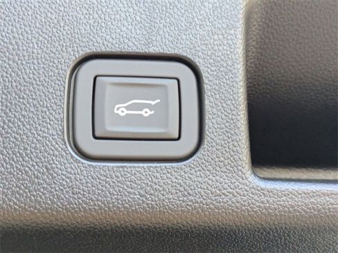 New 2026 Chevrolet Equinox EV RS image 32